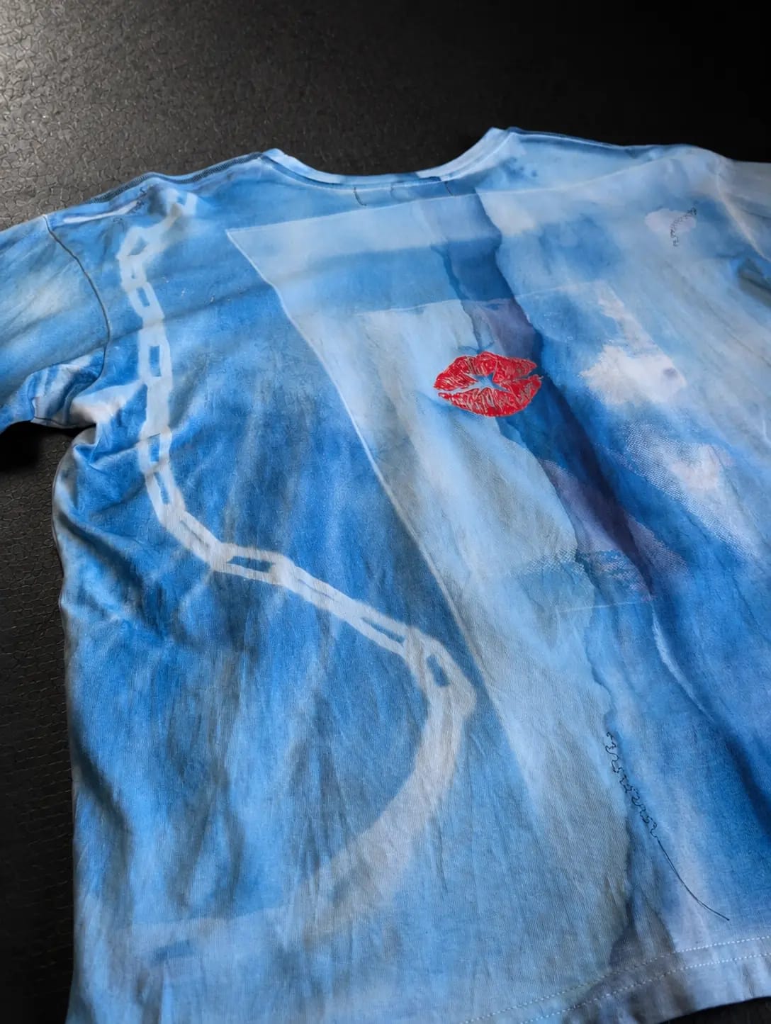 DISTRESS SERVICE 10 - OH NO... ANOTHER BLUE ONE